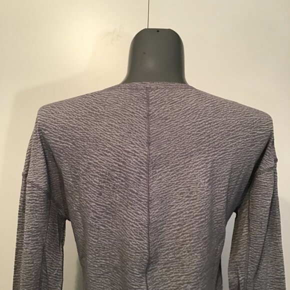 Lululemon Lost In Pace Long Sleeve Size M - Picture 5 of 14